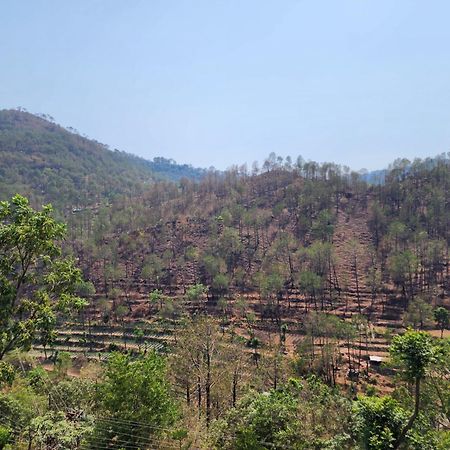 Hotel Royal Ark - Kasauli Kültér fotó