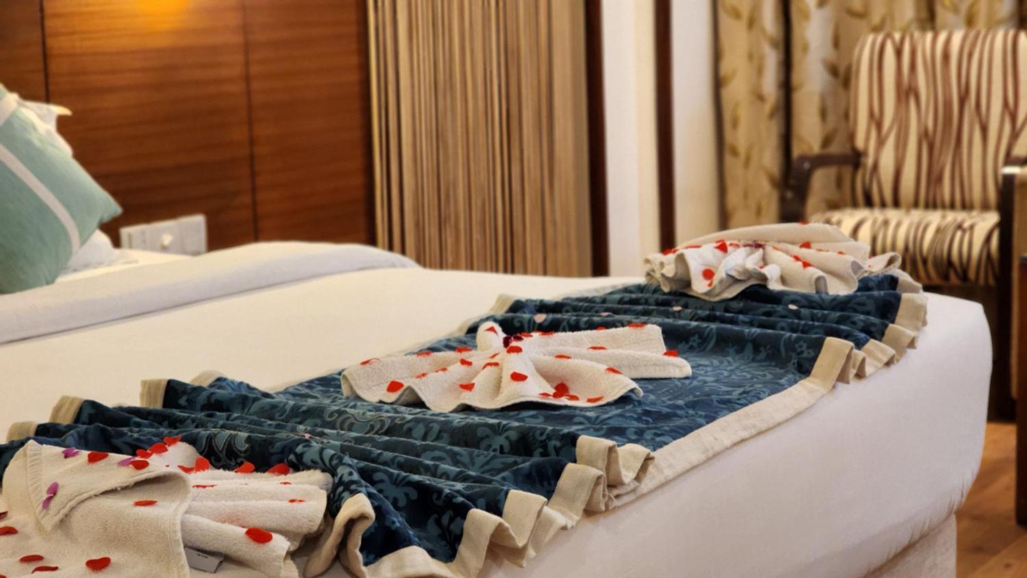 Hotel Royal Ark - Kasauli Kültér fotó