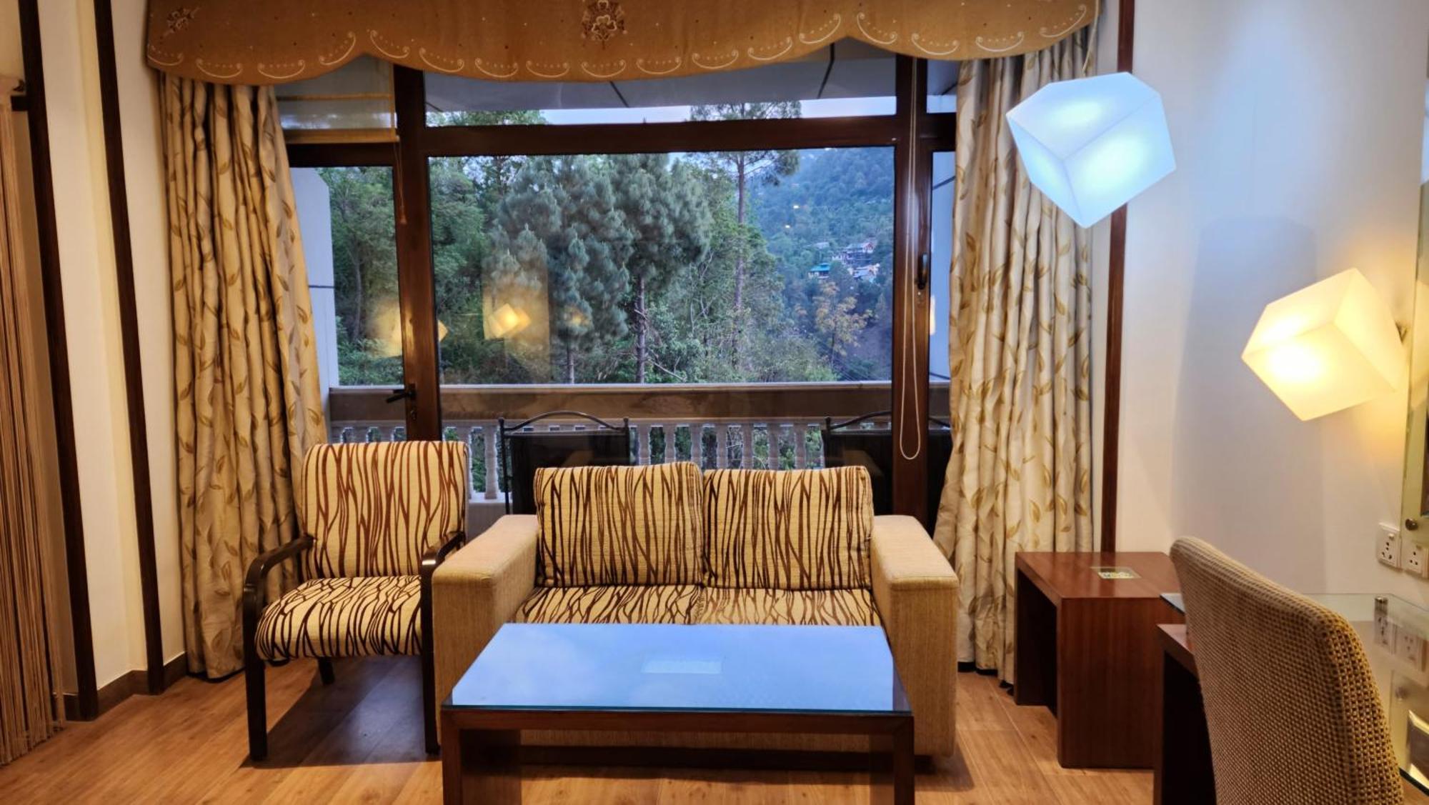 Hotel Royal Ark - Kasauli Kültér fotó
