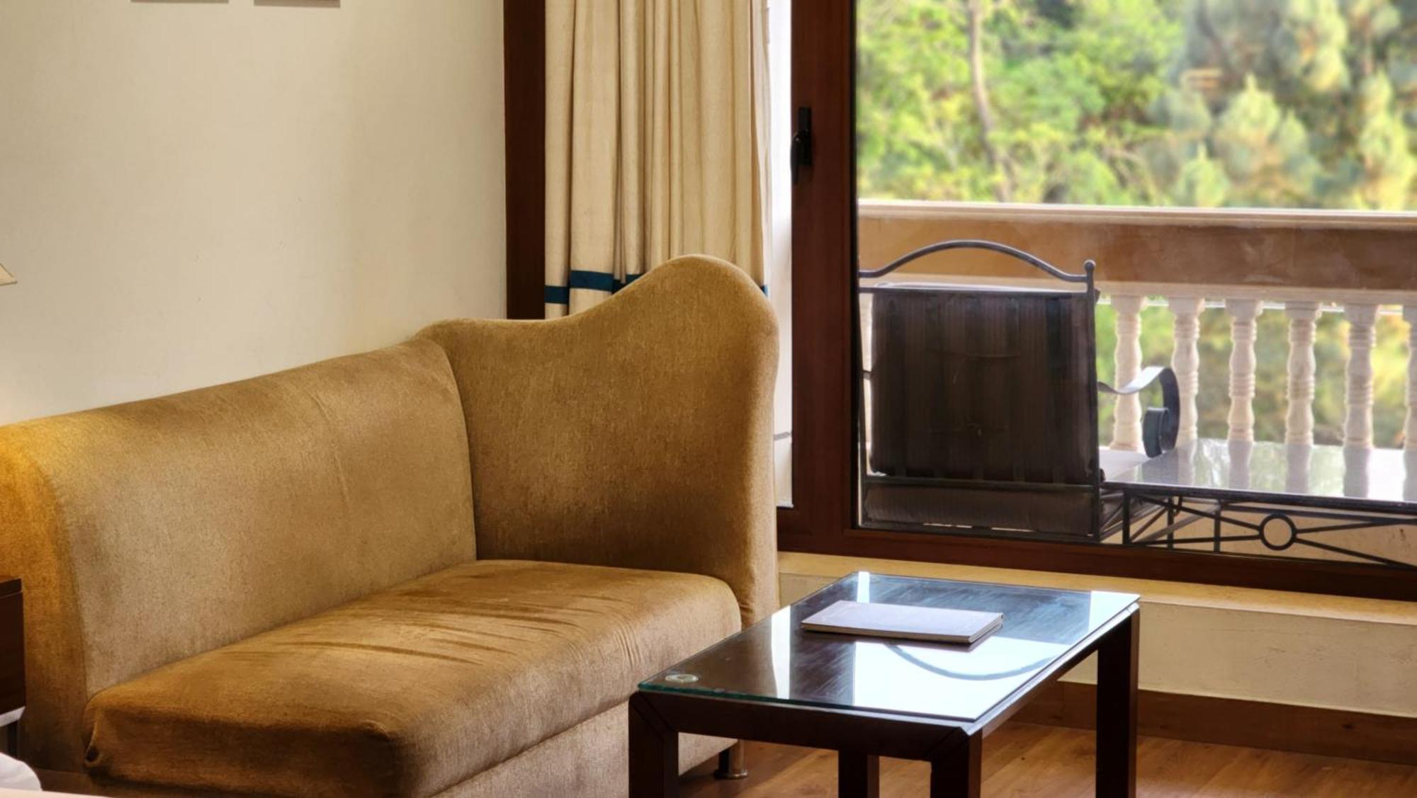 Hotel Royal Ark - Kasauli Kültér fotó