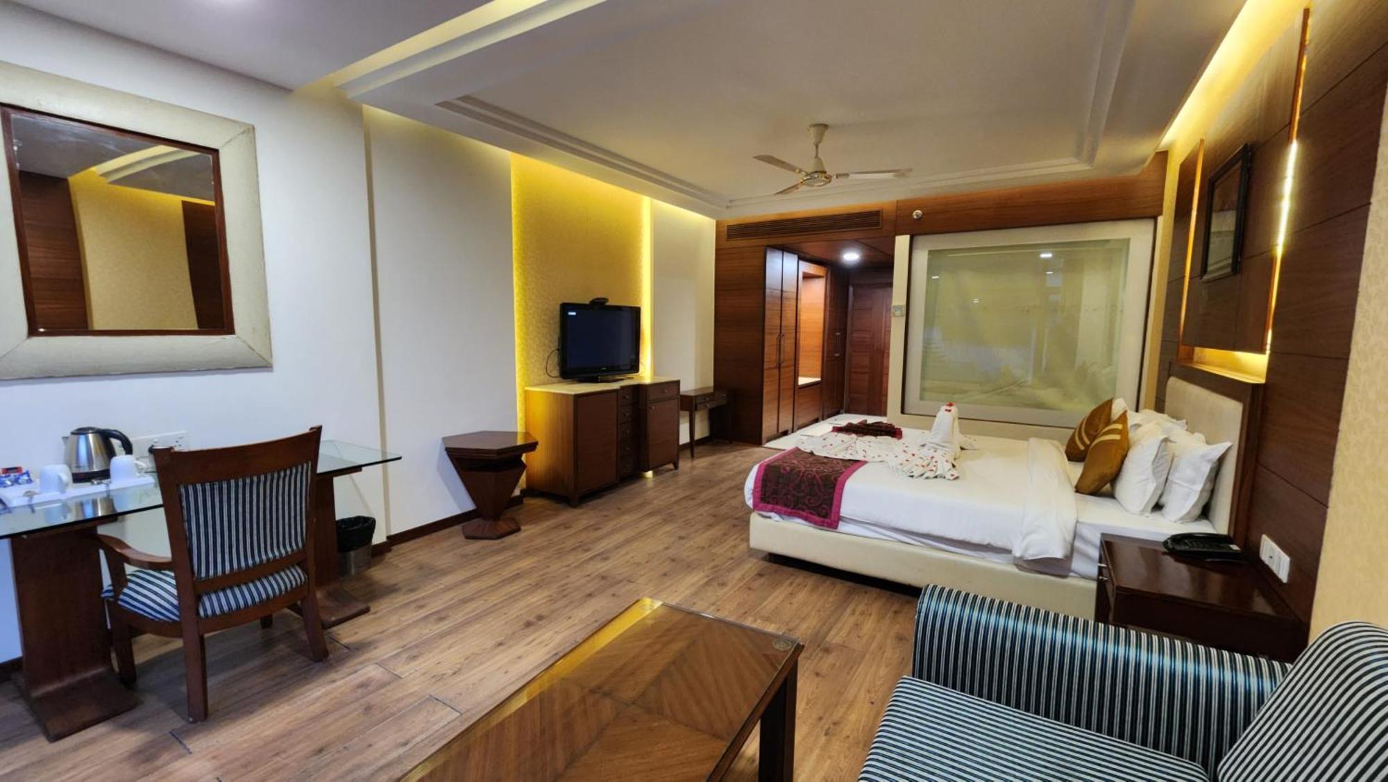 Hotel Royal Ark - Kasauli Kültér fotó