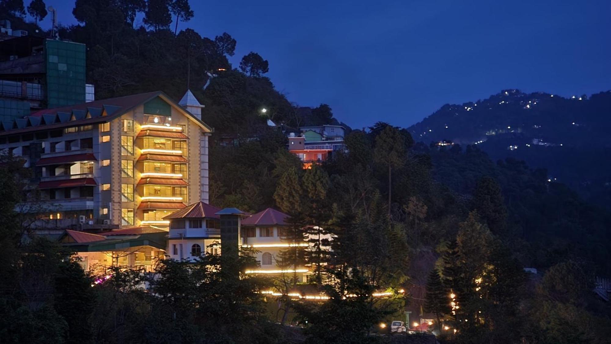 Hotel Royal Ark - Kasauli Kültér fotó