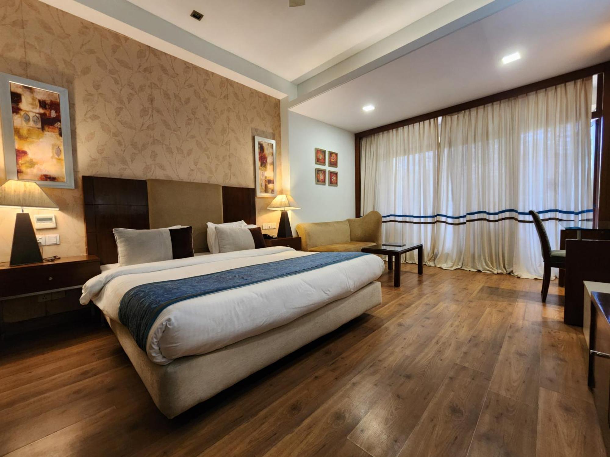 Hotel Royal Ark - Kasauli Kültér fotó